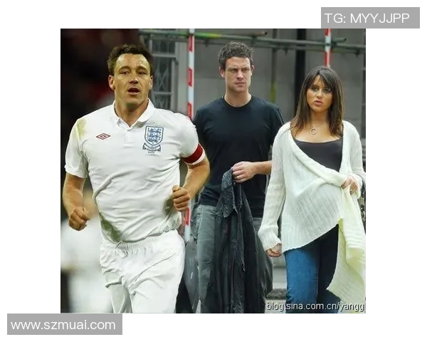 足球明星背叛国家队的背后真相及其对职业生涯的影响分析